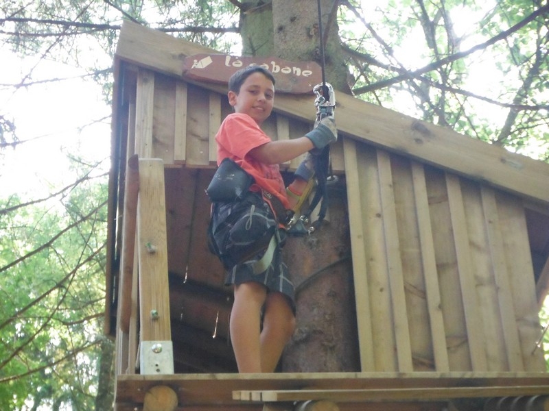 Village Camps International Summer Camp Leysin, Switzerland 2025-08-09 https://www.villagecamps.com/journals_admin/images/686-23-high ropes (42).jpg